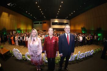 Conferencia Regional Resaltó el Papel Crucial de la Mujer en el Turismo