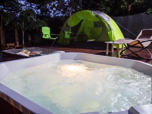 Jacuzzi - Quinta La Paloma Itaguá