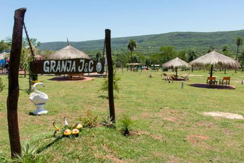  - Granja J&C - Posada Cerro Mbatovi