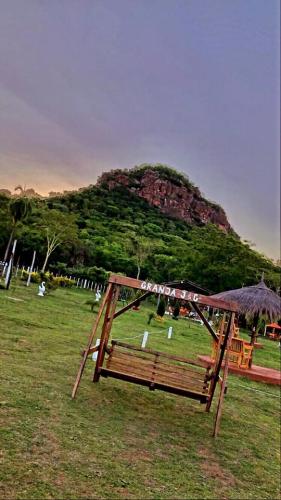 Cerro - Granja J&C - Posada Cerro Mbatovi