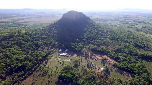 Vista Aérea - Granja J&C - Posada Cerro Mbatovi