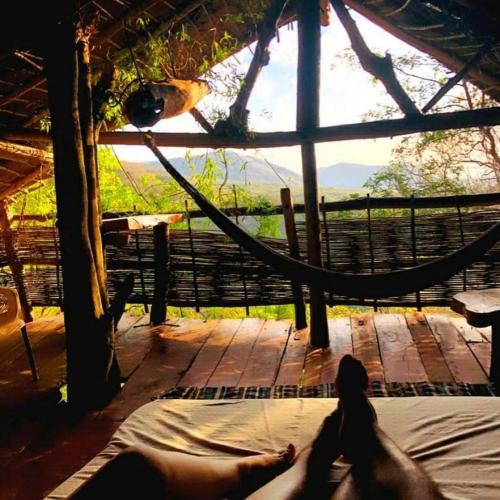 Vista desde la habitación - Cabañas y Quincho Mbatovi