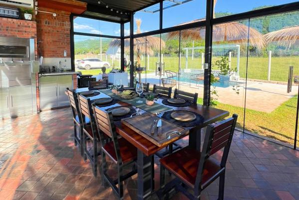Quincho con parrilla - Quinta Valle Sereno